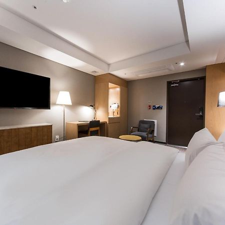 Gwangju Hound Hotel Gwangju Metropolitan City Extérieur photo