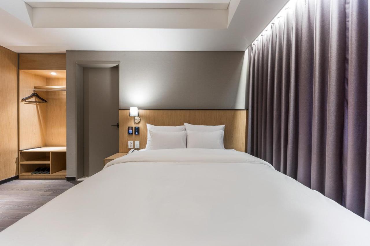 Gwangju Hound Hotel Gwangju Metropolitan City Extérieur photo