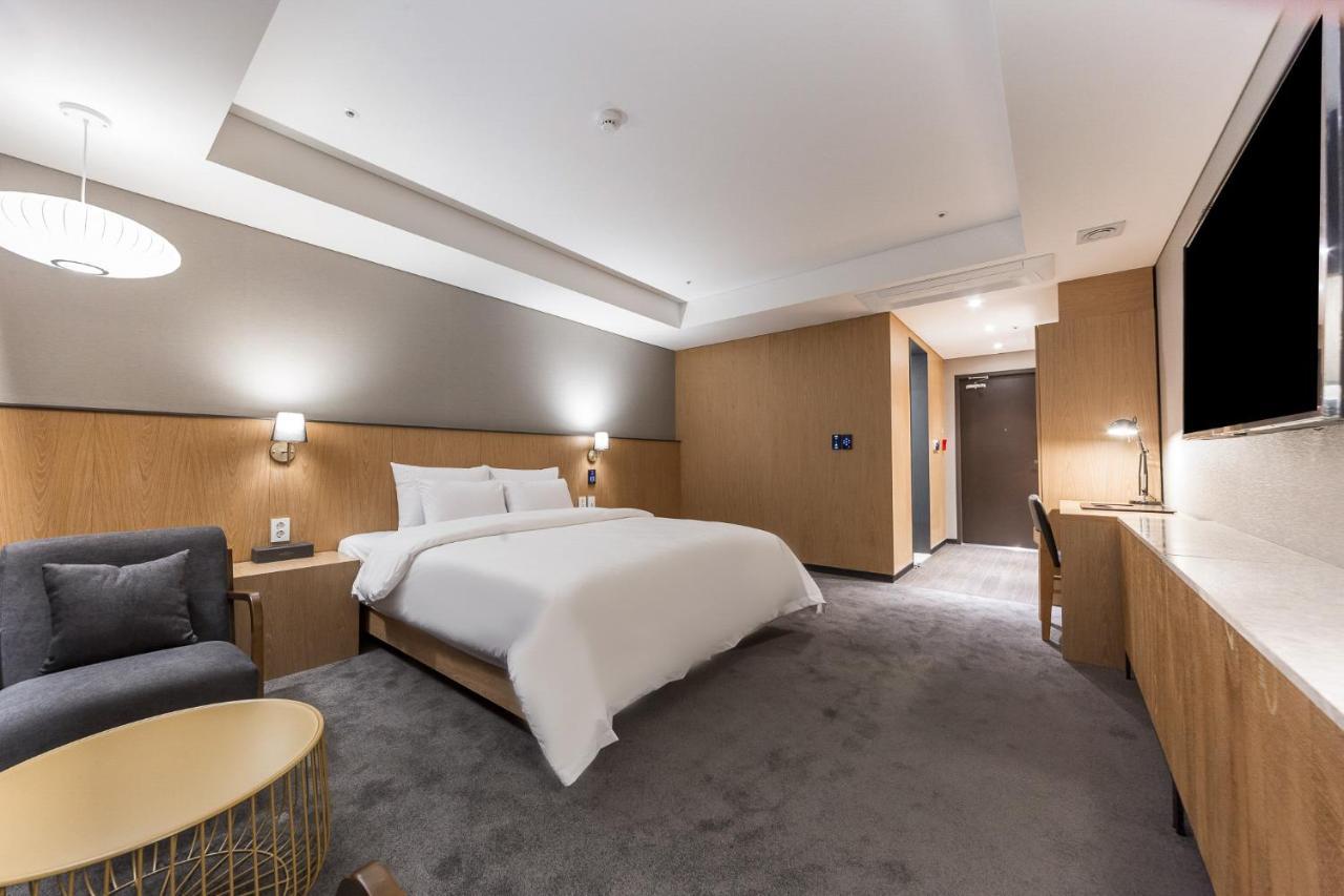 Gwangju Hound Hotel Gwangju Metropolitan City Extérieur photo
