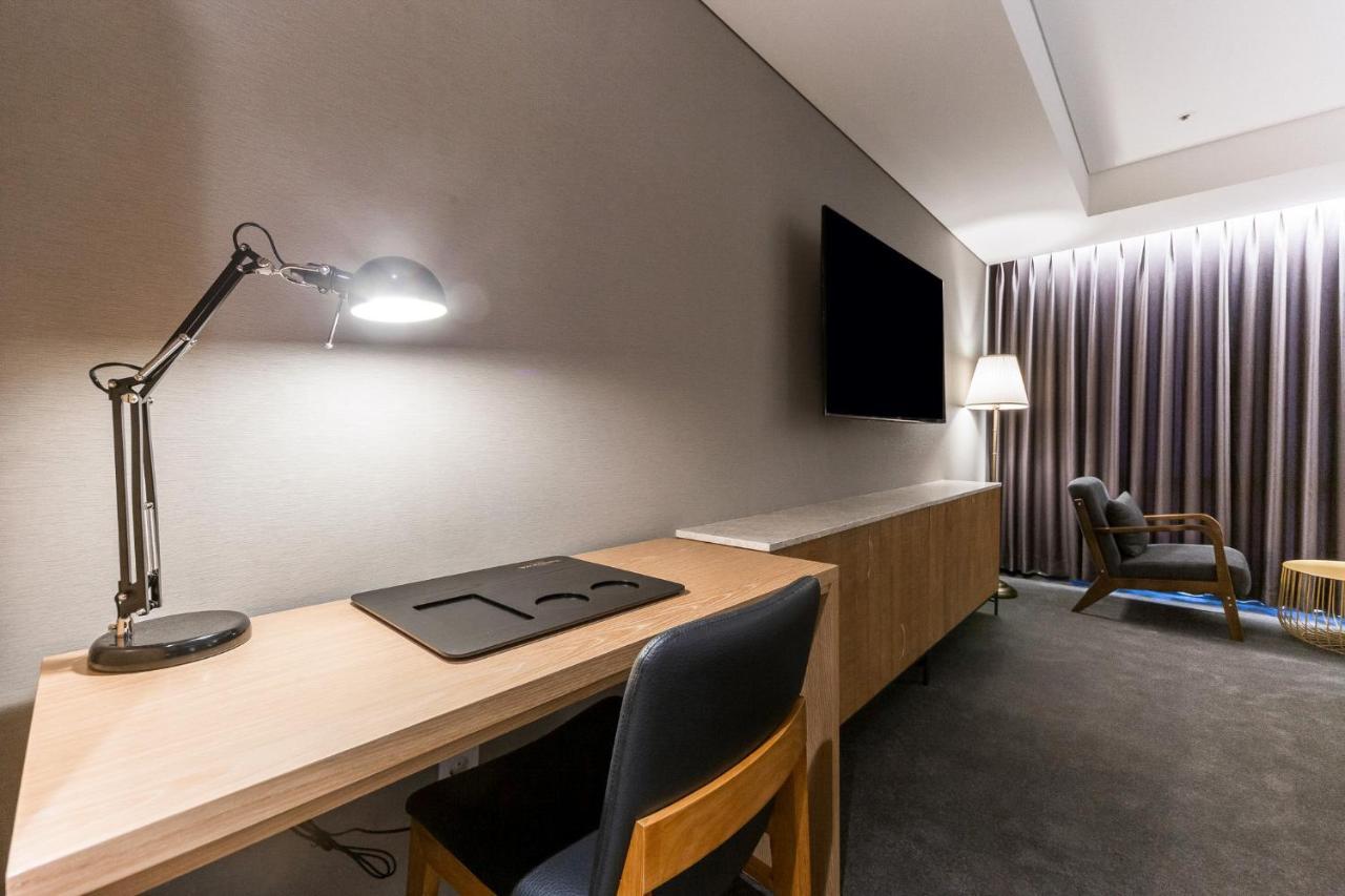 Gwangju Hound Hotel Gwangju Metropolitan City Extérieur photo