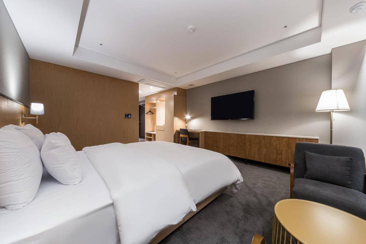 Gwangju Hound Hotel Gwangju Metropolitan City Extérieur photo